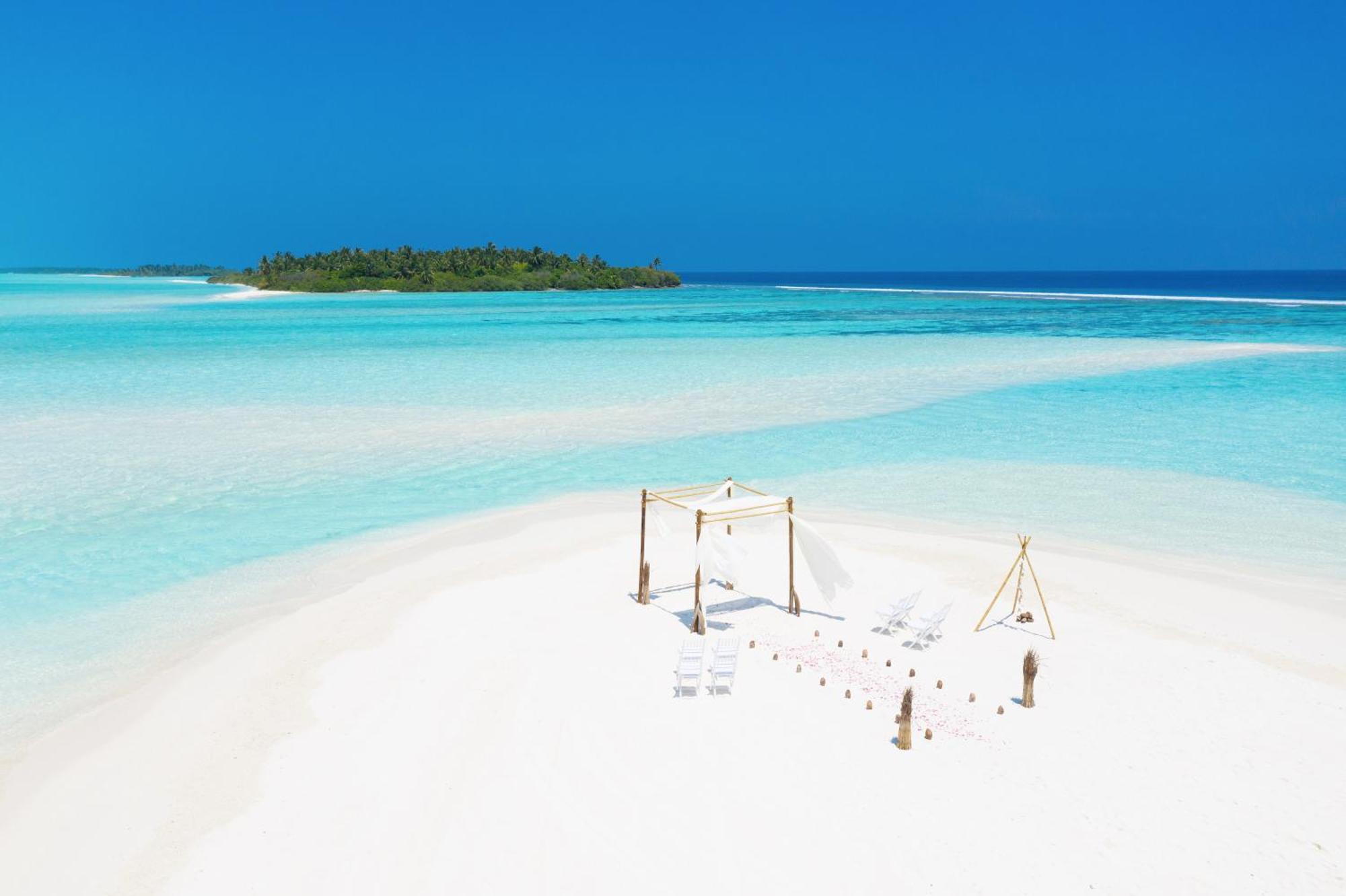 Kandima Maldives Kudahuvadhoo Esterno foto A beach in Maldives