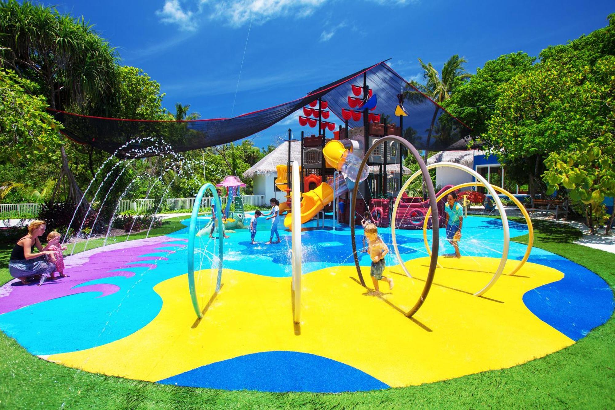 Kandima Maldives Kudahuvadhoo Esterno foto Water playground