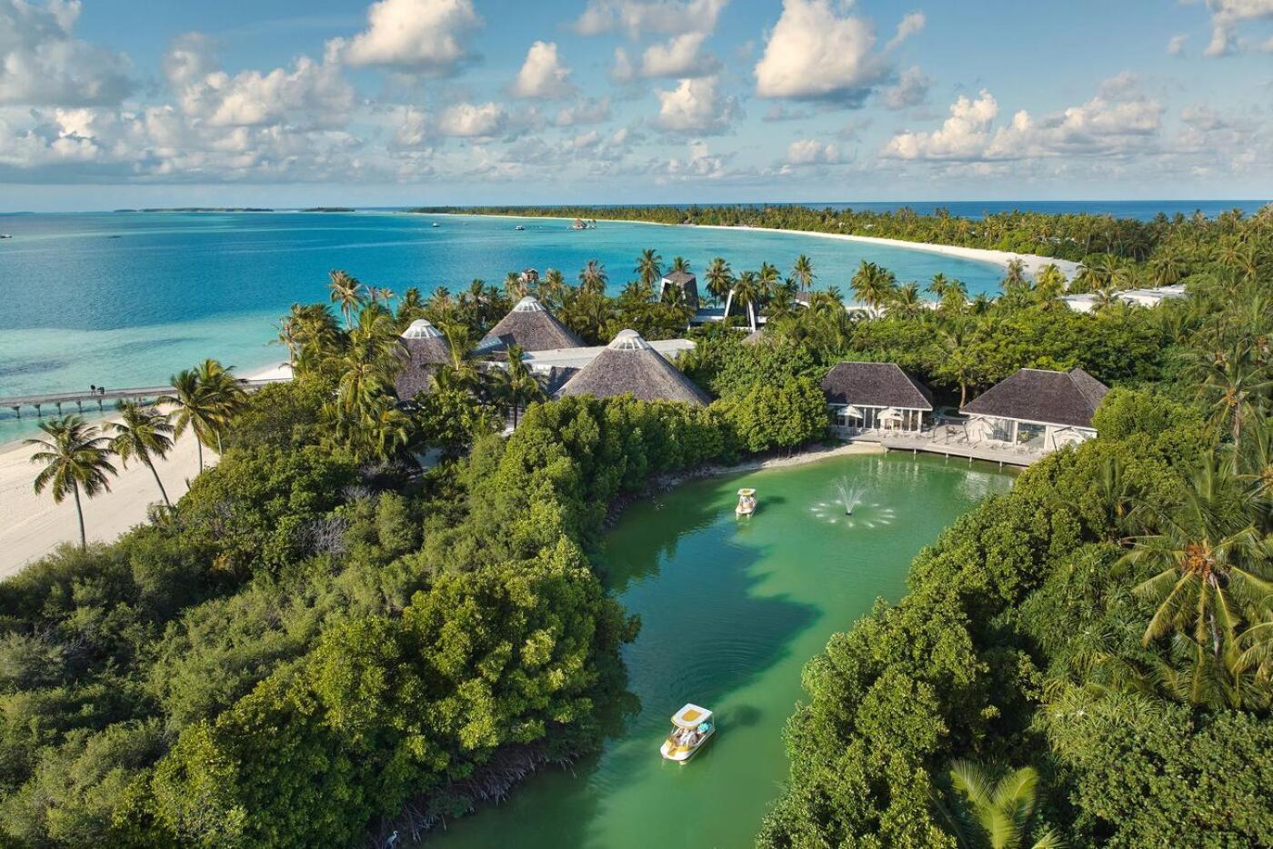 Kandima Maldives Kudahuvadhoo Esterno foto The island of Angsana Velavaru